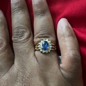 Blue Gemstone Gold Plated Metal Alloy Ring NWT Size: 7